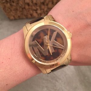 Michael Kors Womens MK5788 Runway Tortoise